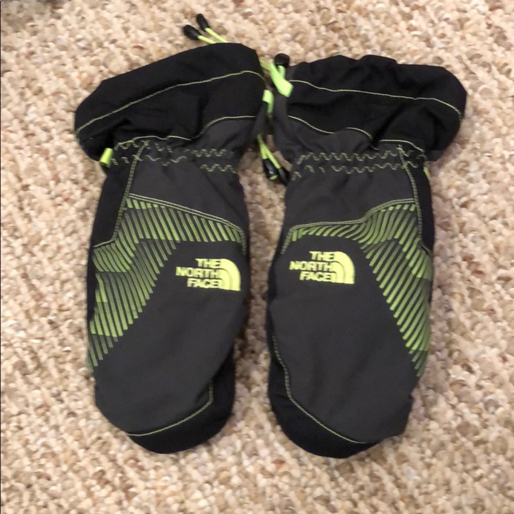 North face boys mittens